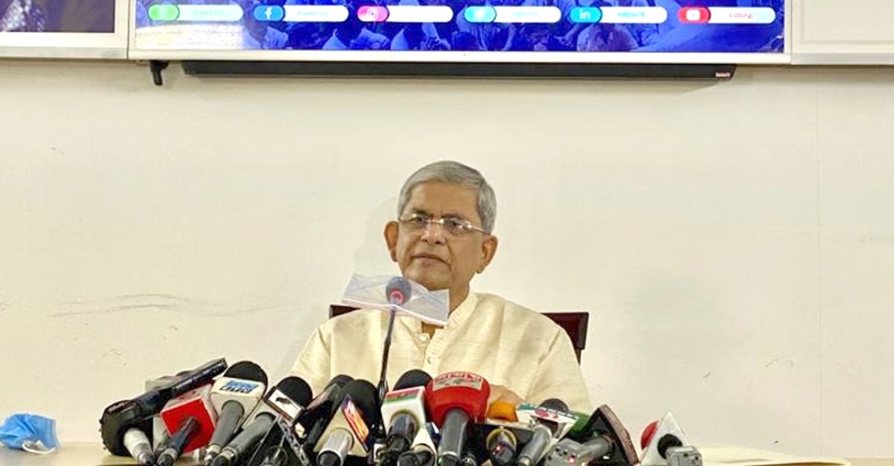 শ্রীলঙ্কায় নদীতে ঝাঁপ দিচ্ছে, এরা বঙ্গোপসাগরে ঝাঁপ দেবে